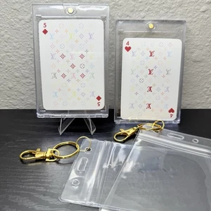 Louis Vuitton LV Takashi Murakami Monograma Juego de 2 Cartas ¡LEER! Llavero - Imagen 1 de 6