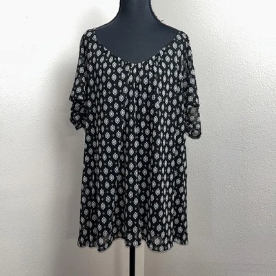 Blusa Colección 212 Para Mujer 2X Negra Blanca Geométrica Transparente Oficina Profesional Foto 1 de 4