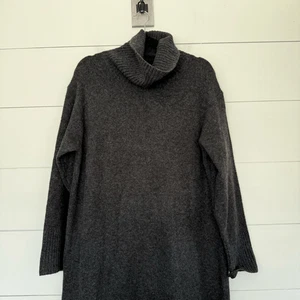 Uniqlo Damen Pulloverkleid mittelgrau Wolle Rollkragen Neu - Bild 1 von 7