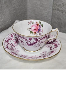 Royal Crown Derby Purple Scrolls Cup & Saucer - A496 - Picture 1 of 2