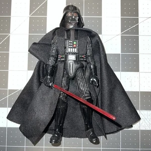 DARTH VADER 40th Anniversary Empire Strikes Black Series 6 pollici Star Wars - Foto 1 di 2