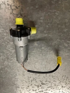 Bosch Water Pump 0392020064 - Picture 1 of 2