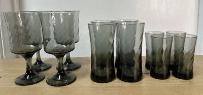 Juego de 12 vasos de jugo de vino Libbey Smokey gris remolino vasos MCM vintage Foto 1 de 4