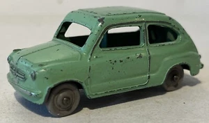 ORIGINAL VINTAGE DINKY TOYS 183 FIAT 600 PALE GREEN DIECAST MODEL CAR - Picture 1 of 6