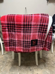Victoria's Secret Plush Sherpa Cozy Fleece Throw Blanket Red Plaid New 50"x 60" - Picture 1 of 7