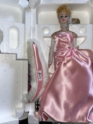 Boneca de porcelana Barbie noite encantada coleção de porcelana 1987 NRFB - Imagem 1 de 4