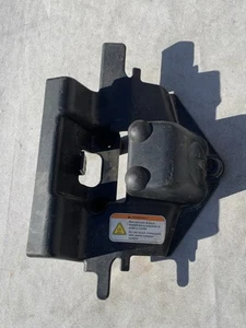 Aprilia Dorsoduro 750 Batteriedeckel - Bild 1 von 2