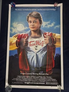 Poster film vintage originale ~ TEEN WOLF ~ 27x41 ROLLED MICHAEL J FOX 1985 - Foto 1 di 13