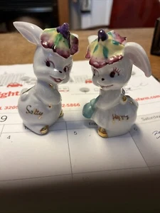 VTG  Salty Peppy Rabbits Anthropomorphic Japan Salt Pepper Shakers SB-B - Picture 1 of 3