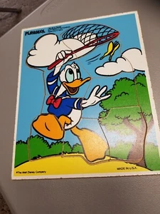 Vtg Walt Disney Donald Duck W/Net Playskool Frame Puzzle - Picture 1 of 1