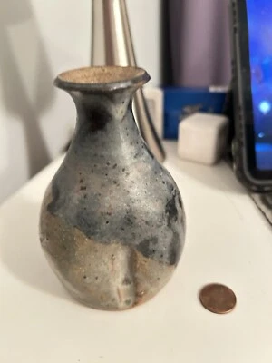 Tokkuri Sake Cup. Beautiful Ware Sake Bottle Bud Vase - Image 1 of 4