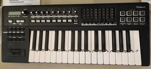 Roland A-300PRO 32-Key MIDI Keyboard Controller - Picture 1 of 5