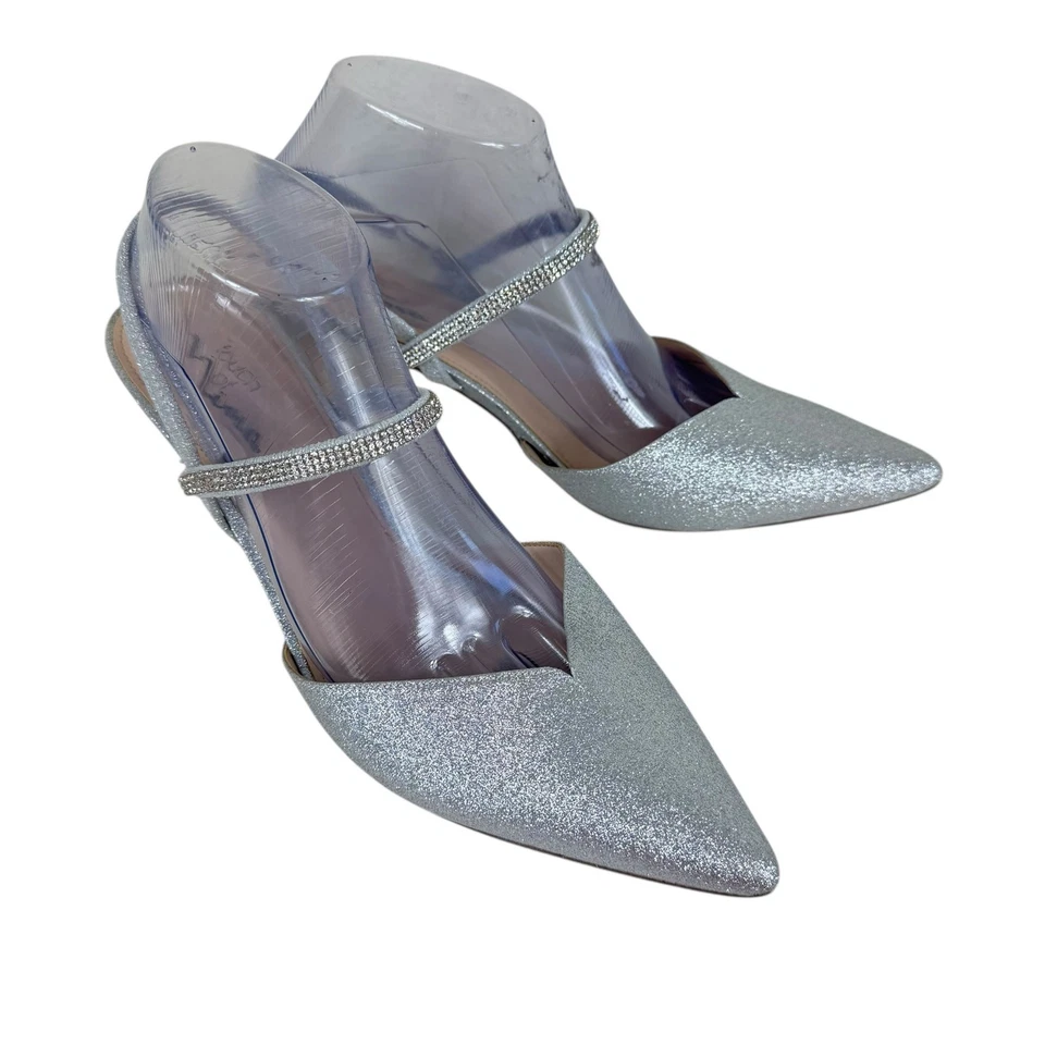 Tacones con tiras Nina plateados brillantes punta cerrada estrás talla 11 Foto 1 de 4