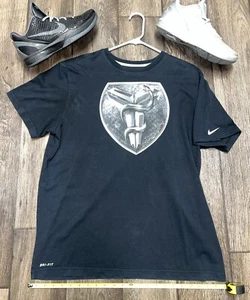 Camisa XL Nike Kobe Bryant 24 Blackout Mamba Logo Grande Plateada Dri Fit 631480-010 - Imagen 1 de 5
