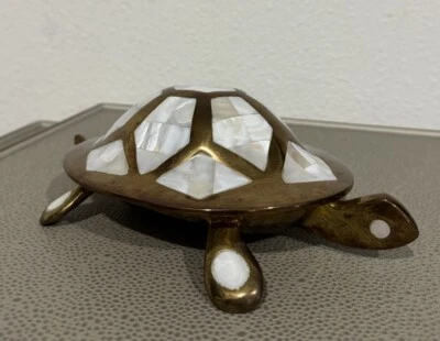 Jonathan Adler - Trinket Box - Abalone & Brass Turtle RARE! - Image 1 of 4