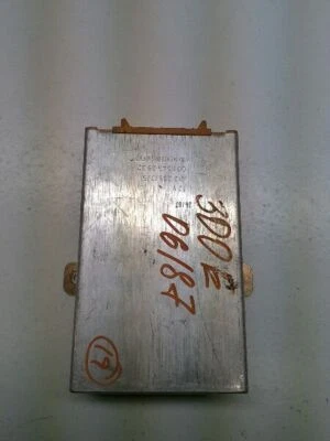 1987 Mercedes-Benz 300E - Control Module - 0035450932 - R14876 - Image 1 of 4