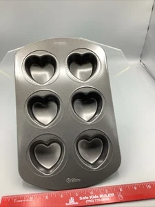Wilton Valentine's Day Love 6 Mini Heart Cake Muffin Mold Baking Pan Non Stick52 - Picture 1 of 4