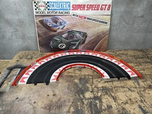 Scalextric C8206 Sport Curve Track 4er Set + Innen- & Außenränder & Schranken - Bild 1 von 6