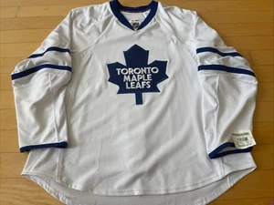 Camiseta deportiva auténtica Toronto Maple Leafs CCM Fight Strap talla 56 - ¡nueva con etiquetas! - Imagen 1 de 6