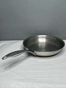 Belgique 31069 Padella in acciaio inox 9,5" con manico in silicone - Usata - Foto 1 di 7