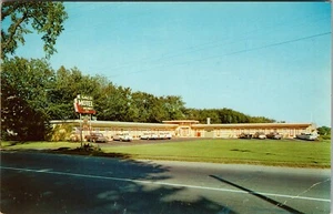 c.1965 Saco Motel Saco Maine Cars Advertising Travel Chrome VTG Postcard - Picture 1 of 2