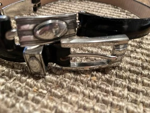 CINTURA BRIGHTON IN PELLE NERA LUCIDA CON FERRAMENTA ARGENTO. MED#43503 - IMPECCABILE 36" - Foto 1 di 8