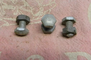 TRIUMPH 500 650 750 NEW 82-9019 CAD PLATE FRONT FENDER BOLTS LOT OF 3 - Bild 1 von 1