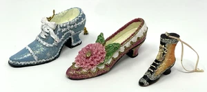 3 Vintage Victorian Style Shoe Boot Resin Christmas Tree Ornaments Blue & Pink - Picture 1 of 9