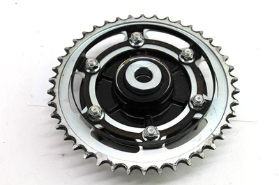 24 PIÑÓN TRASERO YAMAHA XSR MT 09 07 YZF R7 R1 FZ FJ BEB-25442-00-00 Foto 1 de 3