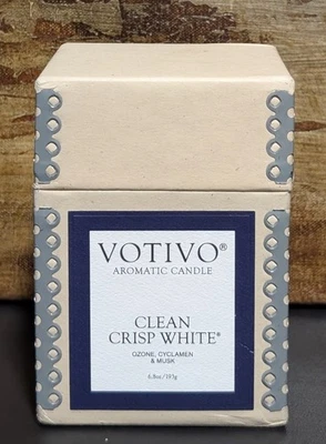 Vela aromática blanca crujiente Votivo Clean - ozono, ciclamen y almizcle 6,8 oz - NUEVA Foto 1 de 4