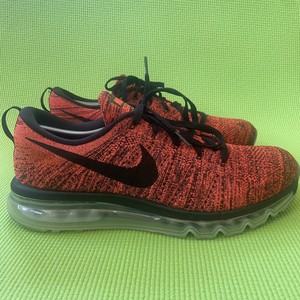 nike air max flyknit red