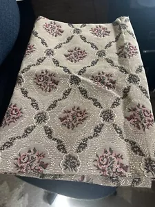 Vintage Brocade Jacquard Damask Upholstery Fabric Remnant Chairs Windows Crafts - Picture 1 of 6