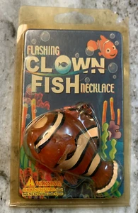 Blinkende Clown Fisch Halskette Neu aus altem Lagerbestand - Bild 1 von 2