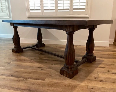 Mesa de comedor Foto 1 de 4