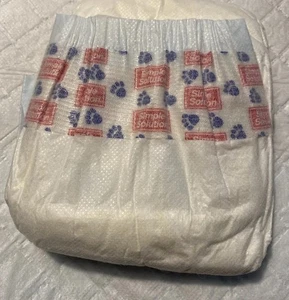 Simple Solution True Fit Disposable Dog Diaper with Tail-Hole, Small, 10 Count - Picture 1 of 2