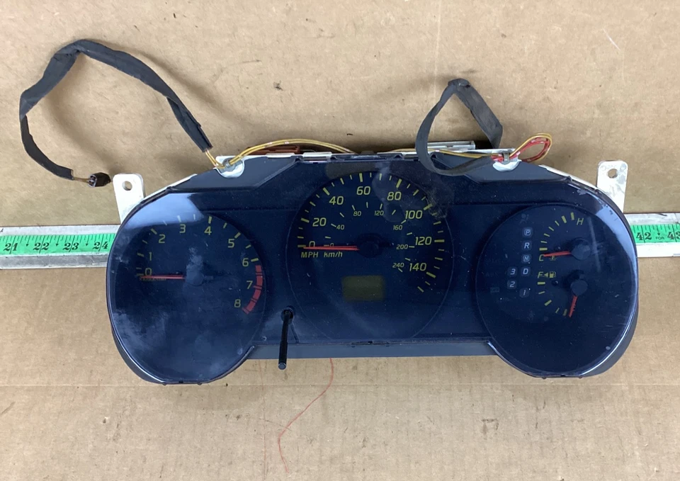 Cuadro de instrumentos velocímetro Nissan Altima 2002-2006 kilometraje desconocido Foto 1 de 4