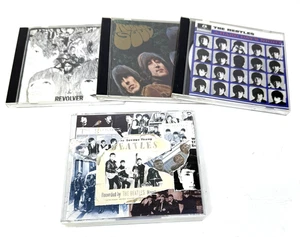 A lot of Beatles, Rubber Soul, Revolver, Hard Days Night and Anthology 1. - Picture 1 of 3