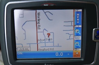 Cobra Nav One 2500 Portable Mobile Navigation System GPS with Power Cord - Image 1 of 4