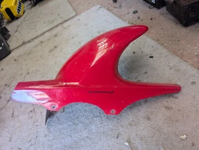 Guardabarros trasero Kawasaki Ninja ZX6R A1P ZX636 2002 rojo abrazador pirámide plásticos #KH Foto 1 de 4