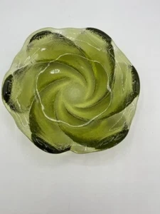 Fenton Art Glass Ashtray Green Swirl Wave Vintage 8" Round No Chips Or Cracks - Picture 1 of 4