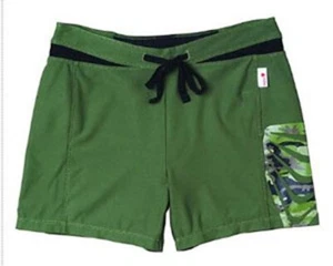 RED by Burton WOMENS Camo Impact Shorts NUEVO Snowboard Ski Skateboard - Imagen 1 de 1
