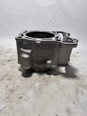 Yamaha YZ250F 2006 cilindro funciona 20002Wi14 cilindro jarra barril Foto 1 de 4