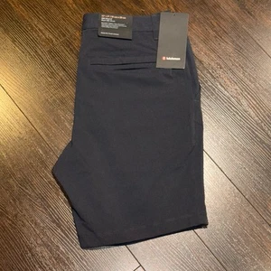 NWT! Lululemon ABC Classic-Fit Short 9” WovenAir Mens Size 32 Obsidian Dark Grey - Picture 1 of 9