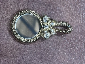 Joyería de cristal colgante con arco tono dorado marca cisne Swarovski vintage diseño espejo - Imagen 1 de 6