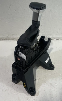 22-24 HYUNDAI TUCSON AUTO TRANSMISSION GEAR SHIFTER SELECTOR W/ KNOB BOOT 104897 - Image 1 of 4