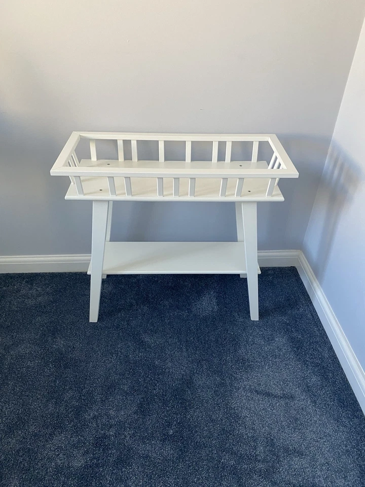 Display/hall table - Image 1 of 1