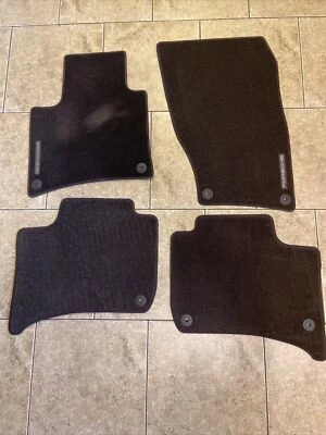 2002-2015 Porsche Cayanne OEM Floormats Espresso Brown 95804480061DP8 - Image 1 of 4