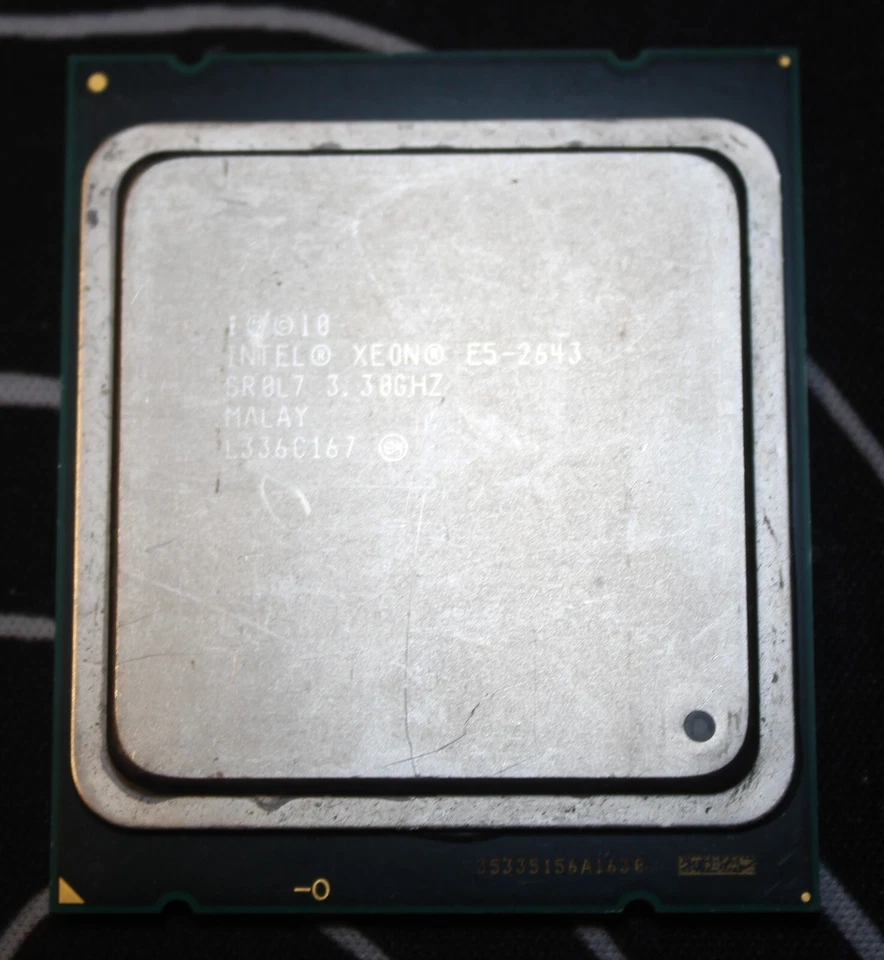 Intel Xeon E5 2643 3.30ghz Quad Core Socket LGA2011 Processor SR0L7 - Image 1 of 1