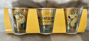Australia Wombat Shot Glasses Juego de 3 cosas australianas genuinas Flamin Galah recuerdo - Imagen 1 de 3