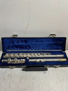 Gemeinhardt Flute M2 Learning Students Flute w/cleaning rod Velvet lined caseVGC - Picture 1 of 4